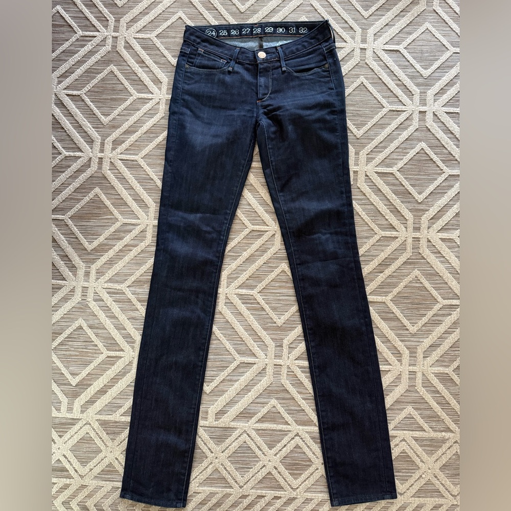 Earnest Sewn Straight Leg Jeans in Dark Wash - Size 24 - Petit Friendly Tall Fit